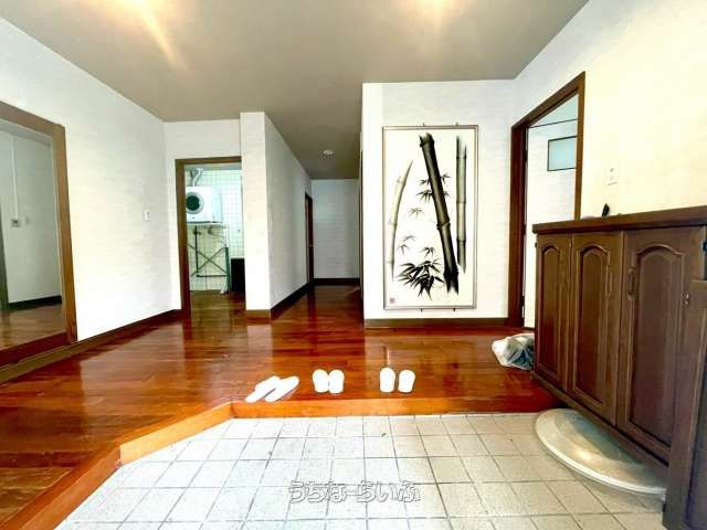 4LDK House with Views in Chatan, Okinawa - 836m² Land - Thumbnail 4