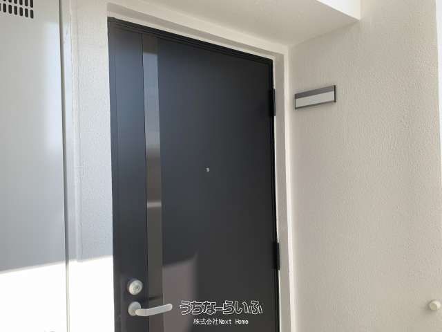 Modern 1K Apartment for Rent in Naha, Okinawa near Miebashi Station - Thumbnail 2