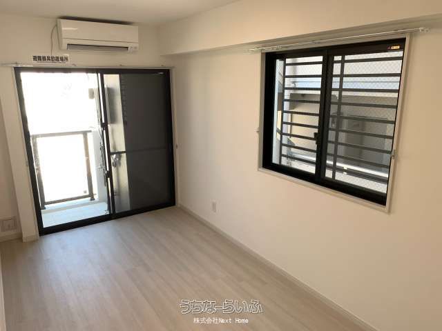 Modern 1K Apartment for Rent in Naha, Okinawa near Miebashi Station - Thumbnail 4