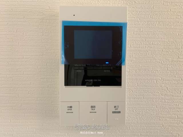 Modern 1K Apartment for Rent in Naha, Okinawa near Miebashi Station - Thumbnail 3