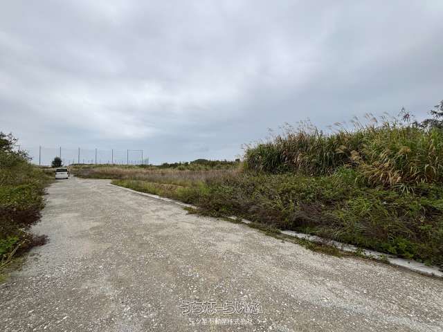 643sqm Corner Development Land for Sale in Zakimi, Yomitan, Okinawa - Thumbnail 2