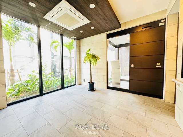 Wise Stem Court Naha Makabi 203: 2LDK Apartment for Sale in Naha - Thumbnail 3