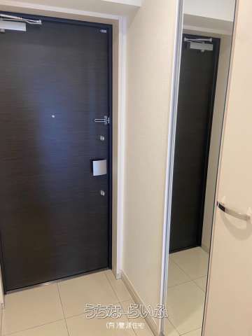 Wise Stem Court Naha Makabi 203: 2LDK Apartment for Sale in Naha - Thumbnail 2