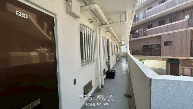 17-Unit Apartment Building for Sale in Urasoe, Okinawa - 6.33% Yield - Thumbnail 4