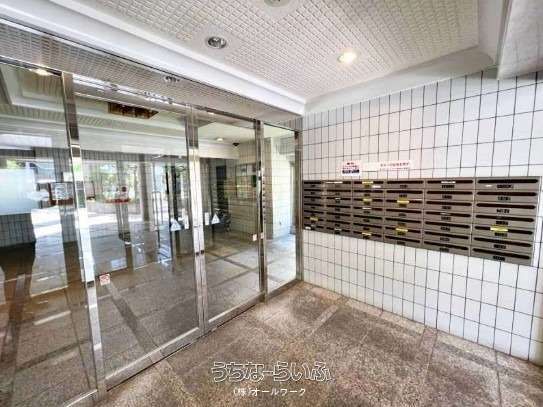 Renovated 3LDK Condo in Naha's Historic Tsuboya District - Thumbnail 4