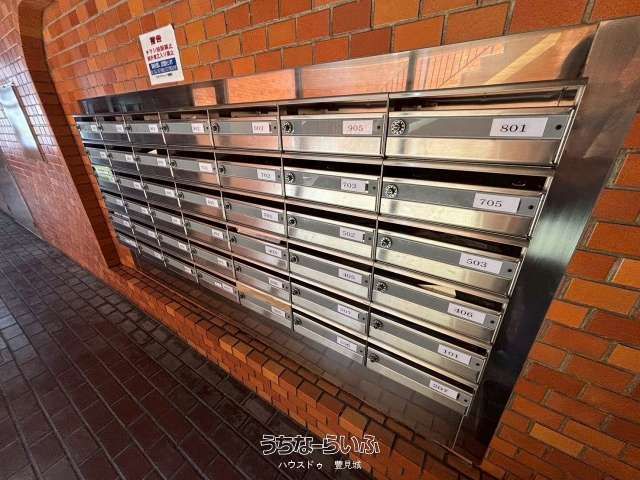 Renovated 1DK Condo near Miebashi Station, Naha - Thumbnail 2
