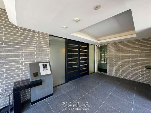 3LDK Apartment with Sea View in Lions Urasoe Shiroma Grand Terrace - Thumbnail 4