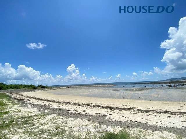 462.8 Tsubo Land for Sale in Nakagusuku Village, Okinawa - Thumbnail 3