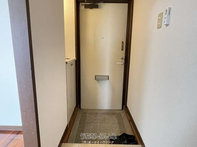 1R Apartment for Rent in Naha, Okinawa - Bon Calme Shirotake - Thumbnail 3