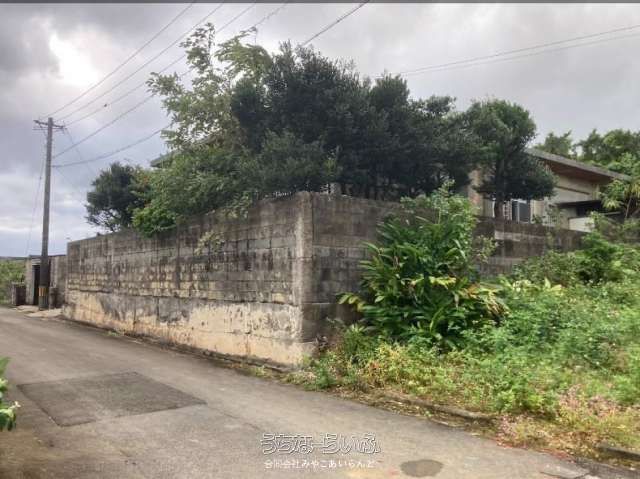 5LDK House with Garden and Greenhouse for Sale in Miyakojima - Thumbnail 2