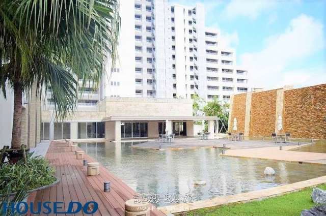 Ocean View 3LDK Apartment for Sale in Chatan, Okinawa - Thumbnail 2