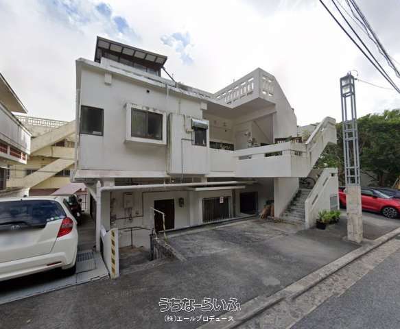 Pet-Friendly 2LDK Apartment with Naha Views in Shuri, Okinawa - Thumbnail 2