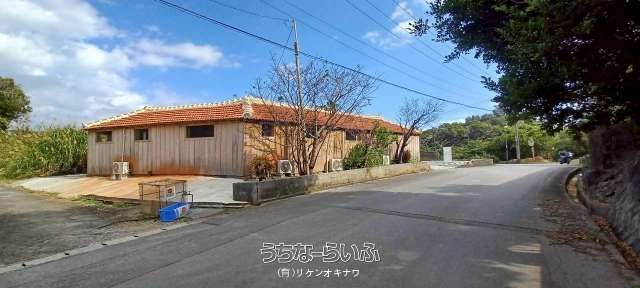 Nago Commercial Property for Sale with 9.9% Yield - Thumbnail 3