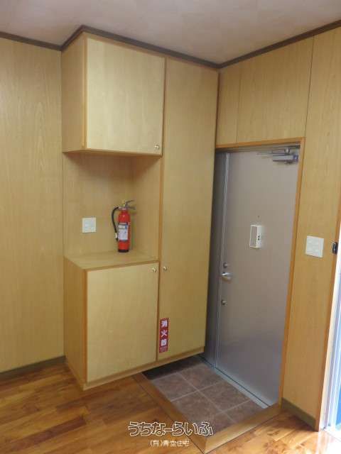 Rental Apartment in Kitachiyo Village, Okinawa - 2LDK with 2 Balconies - Thumbnail 3