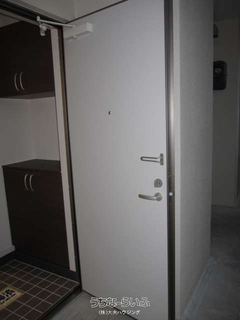 Furnished 1K Apartment with Free Wi-Fi in Naha, Okinawa - Thumbnail 2