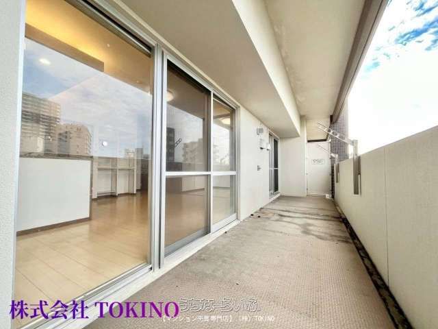 Renovated 3LDK Apartment for Sale near Makishi Station, Naha - Thumbnail 2