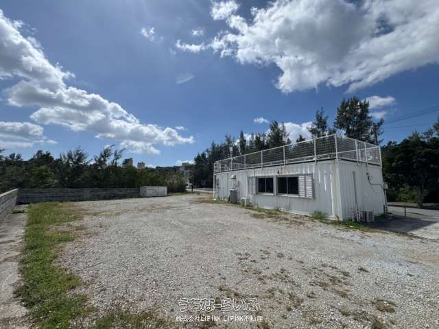 Ocean View Land for Sale in Uruma, Okinawa - 736 sqm - Image 1