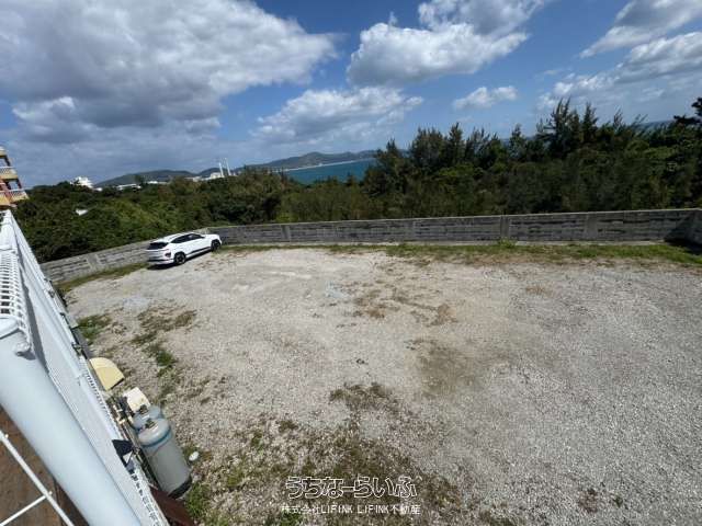 Ocean View Land for Sale in Uruma, Okinawa - 736 sqm - Thumbnail 3