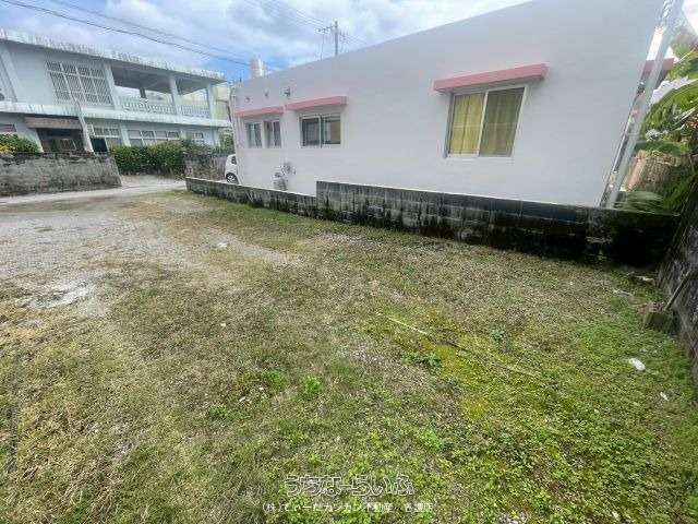 173.48 sqm Residential Land for Sale in Nago City, Okinawa - Thumbnail 2