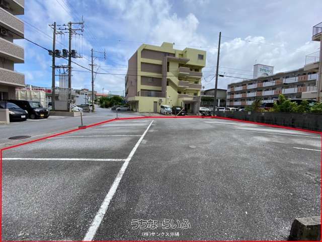 Rare 218 sqm Land Plot for Sale in Urasoe, Okinawa - Thumbnail 2
