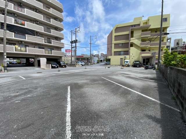 Rare 218 sqm Land Plot for Sale in Urasoe, Okinawa - Thumbnail 4
