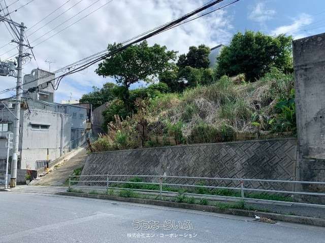 414 sqm Corner Land Plot for Sale in Urasoe, Okinawa - Thumbnail 3