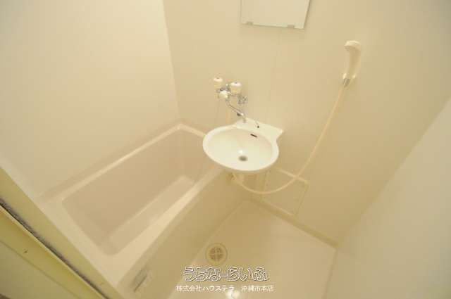Furnished 1K Apartment for Rent in Chatan, Okinawa - Thumbnail 4
