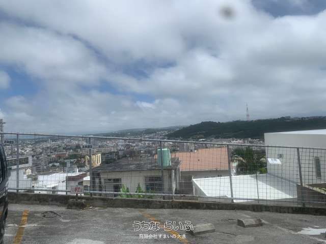 607 sqm Hilltop Residential Land for Sale in Naha, Okinawa - Thumbnail 2