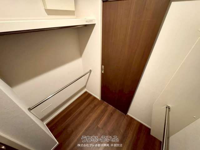Modern 2LDK Apartment for Sale in Ginowan, Okinawa - Thumbnail 3