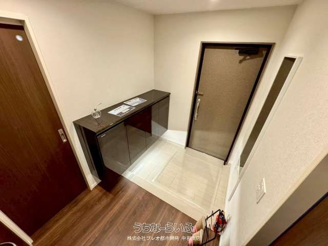 Modern 2LDK Apartment for Sale in Ginowan, Okinawa - Thumbnail 4