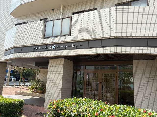 Famiru Izumizaki Harbor View 303: 3LDK Apartment in Naha - Thumbnail 4