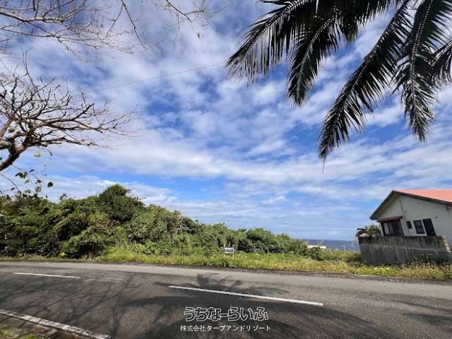 130 Tsubo Land for Sale in Kabira, Ishigaki with Ocean Views - Thumbnail 2
