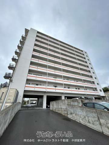 ActValore 206: 2LDK Apartment for Rent in Okinawa City - Thumbnail 2