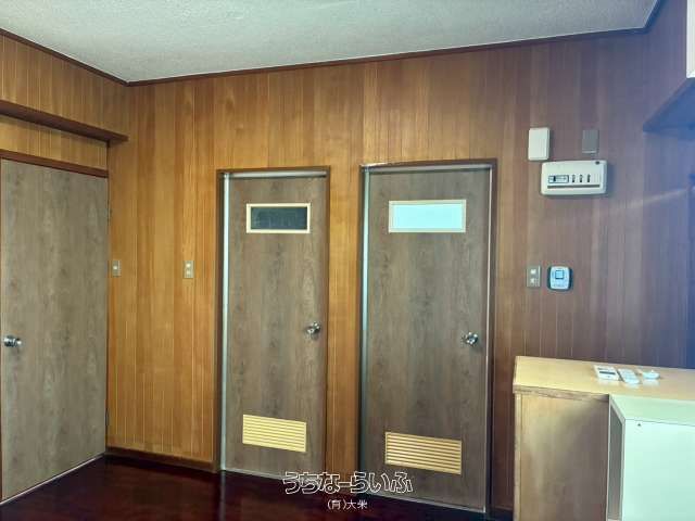Miesu Apartment 302 - 2DK Rental in Okinawa City - Thumbnail 4