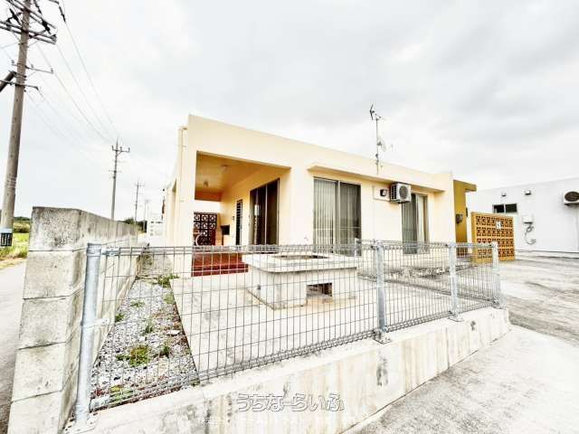 Seawind Nakijin 2LDK Cottage for Sale Near Nagahama Beach - Thumbnail 3