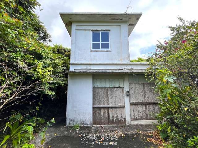 592.75m² Land with Old House for Sale in Miyakojima, Okinawa - Thumbnail 3
