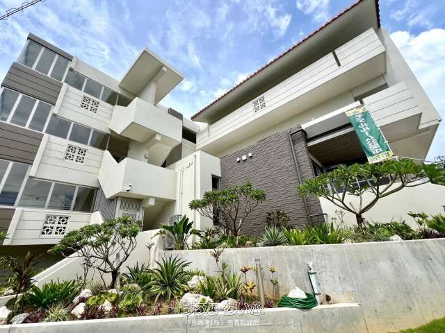 2LDK Condo for Sale in Ginowan, Okinawa - 2024 Build, 5.4% Yield - Image 1