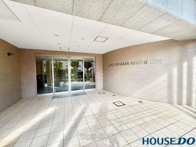 3LDK Condo in Lions Mihama Marine City, Chatan with Ocean Views - Thumbnail 4