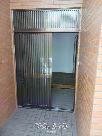 4LDK Detached House for Rent in Okinawa City, Okinawa - Thumbnail 2