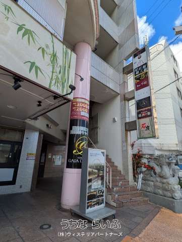 Large Tenant Building for Sale in Urasoe City, Okinawa - Thumbnail 3