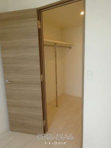 1LDK Apartment in ACT VALORE, Okinawa City with Auto-Lock & Free Wi-Fi - Thumbnail 3