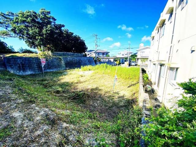 Land for Sale in Yaese Town, Okinawa - Tomoyose Heights - Thumbnail 2
