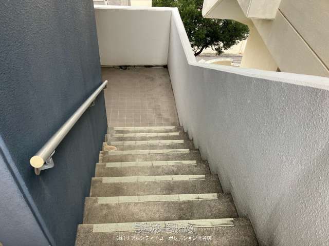 Urasoe Apartment Building for Sale with Solar Income - Thumbnail 4