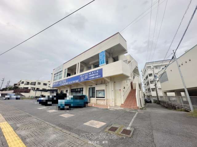 Mixed-Use Investment Property for Sale in Okinawa City - Image 1