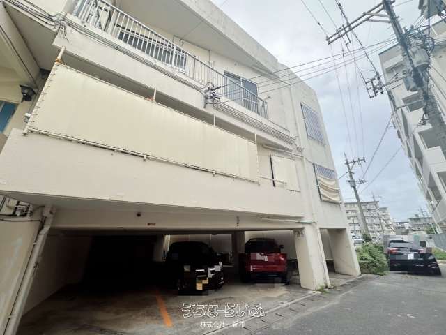 Mixed-Use Investment Property for Sale in Okinawa City - Thumbnail 3