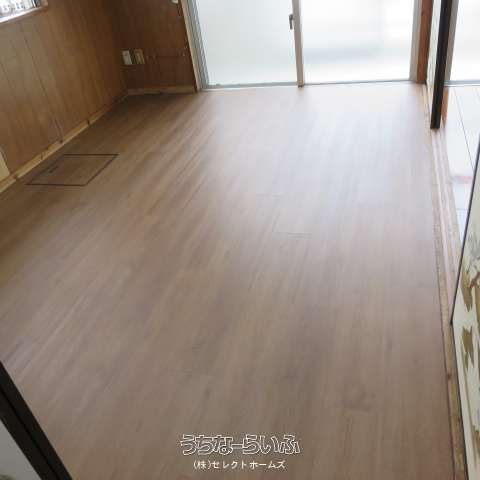 Co-op Noborikawa 3-B: 2DK Apartment for Rent in Okinawa City - Thumbnail 3