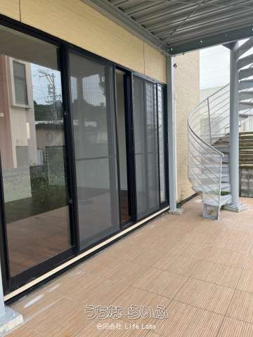 Oceanfront 4SLDK House for Sale in Uruma, Okinawa - Thumbnail 3