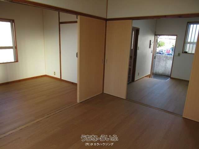 2DK Apartment for Rent in Teruya, Okinawa City - Thumbnail 4