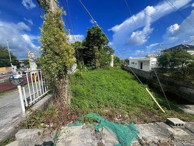 338 sqm Land for Sale in Nakagusuku Village, Okinawa - Thumbnail 4
