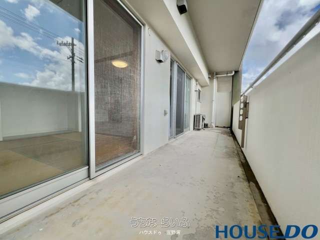 Cour Village Ohjina 3LDK Condo for Sale in Ginowan, Okinawa - Thumbnail 4